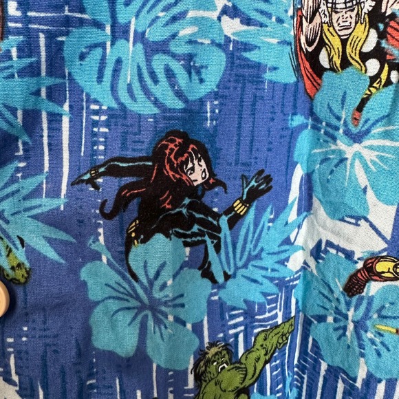 Marvel Avengers Hawaiian Shirt Classic Comics Button Up Short Sleeve Men's M - Picture 7 of 15